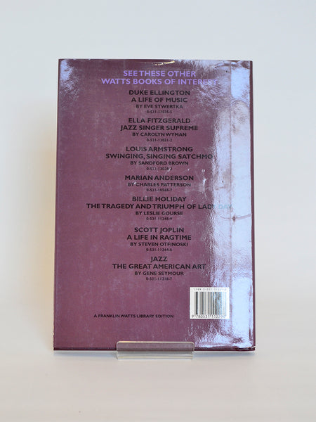 Every Day I Sing the Blues: The Story of BB King by David Shirley (Franklin Watts / 1995)