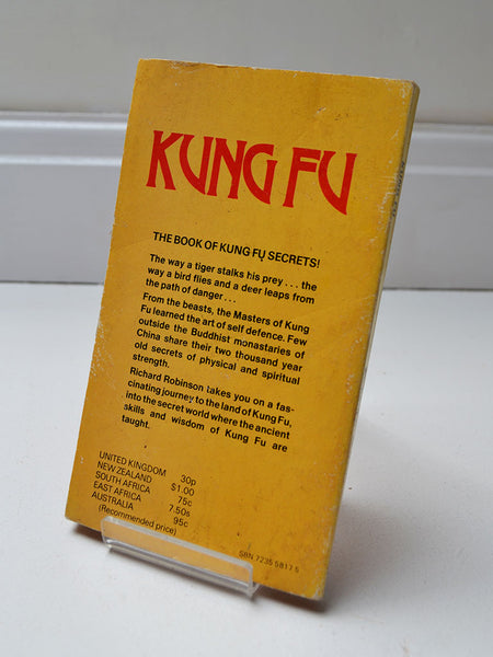 Kung Fu by Richard Robinson (Ensign Books / 1974)