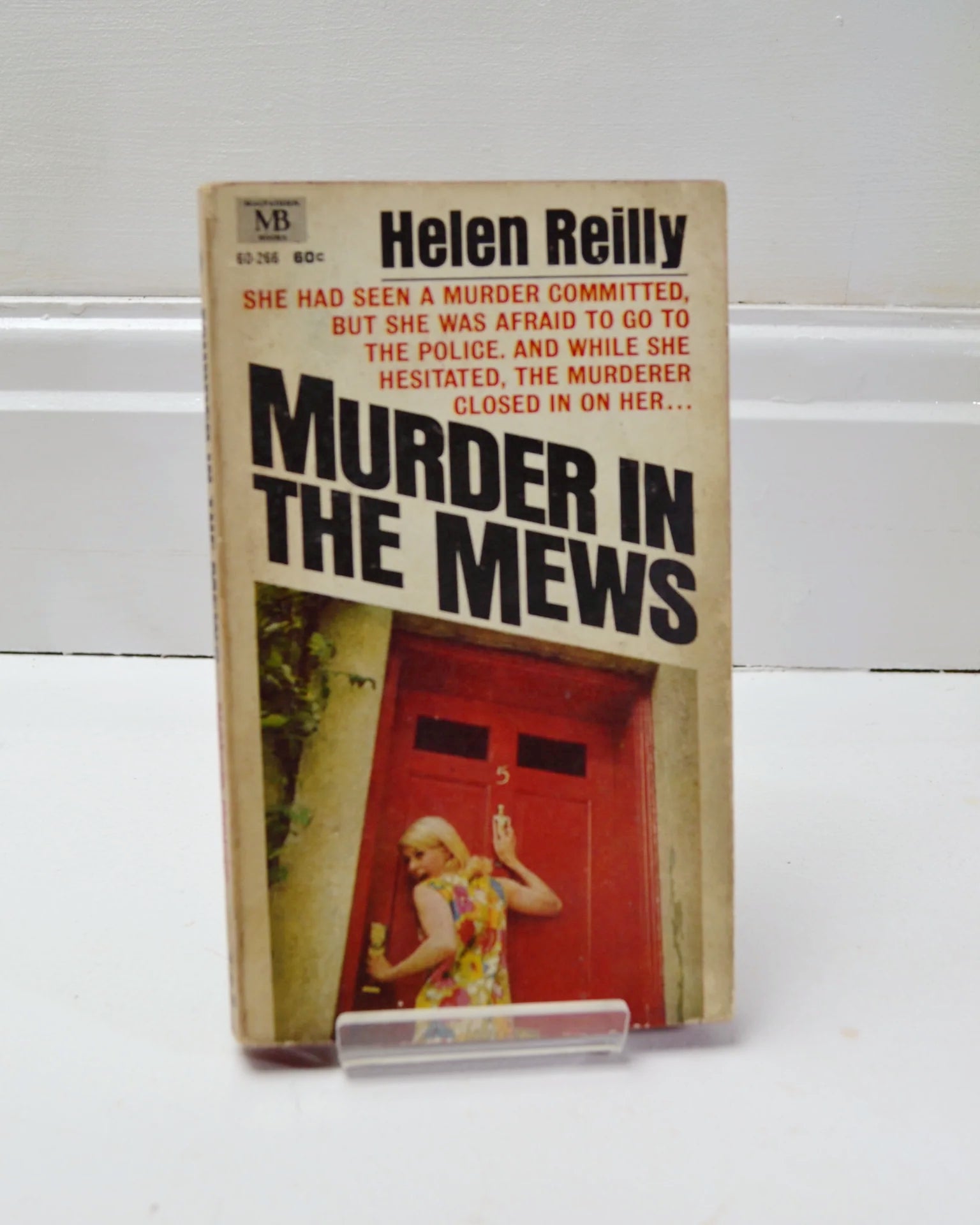 Murder in the Mews by Helen Reilly (Macfadden Books / 1966)