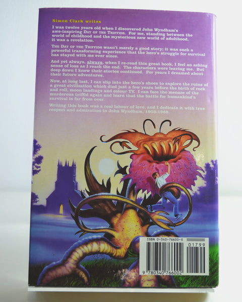 The Night of the Triffids by Simon Clark (Hodder & Stoughton / 2001)