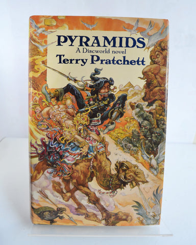 Pyramids by Terry Pratchett (Victor Gollancz / 1989)
