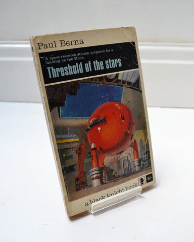 Threshold of the Stars by Paul Berna (Knight Books / 1967).
