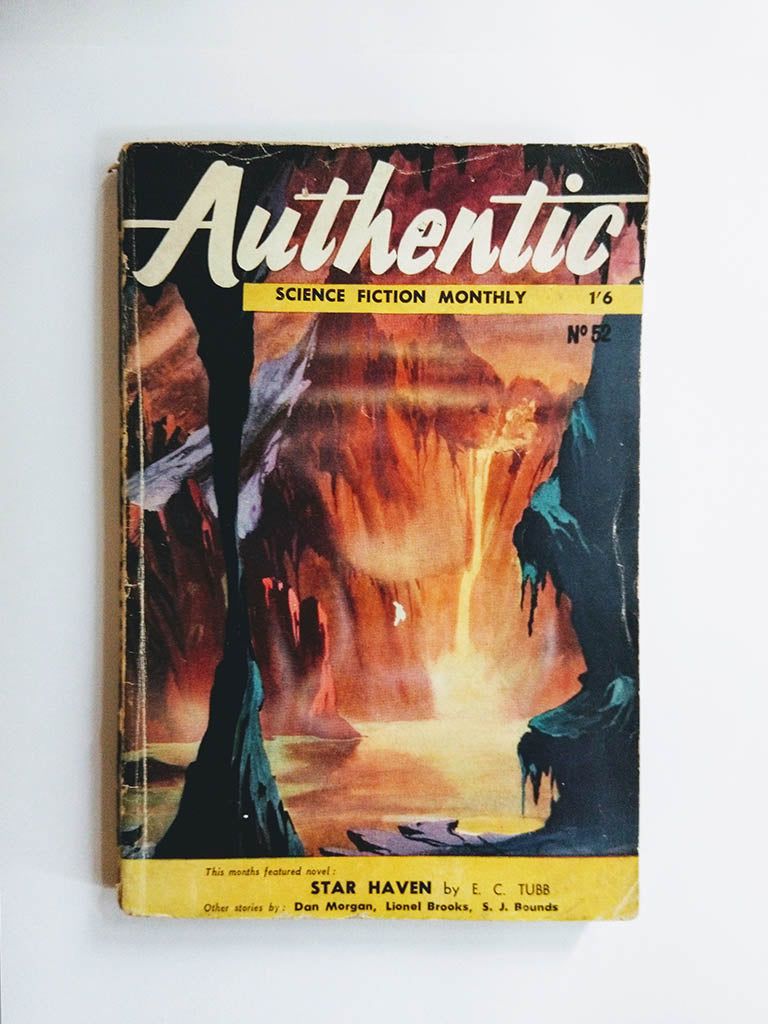Authentic Science Fiction Monthly Vol 1 No. 52 (Hamilton & Co / December 1954)